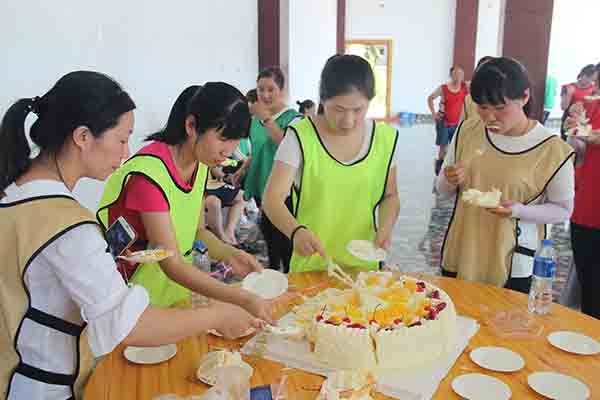 為6、7月生日員工慶生